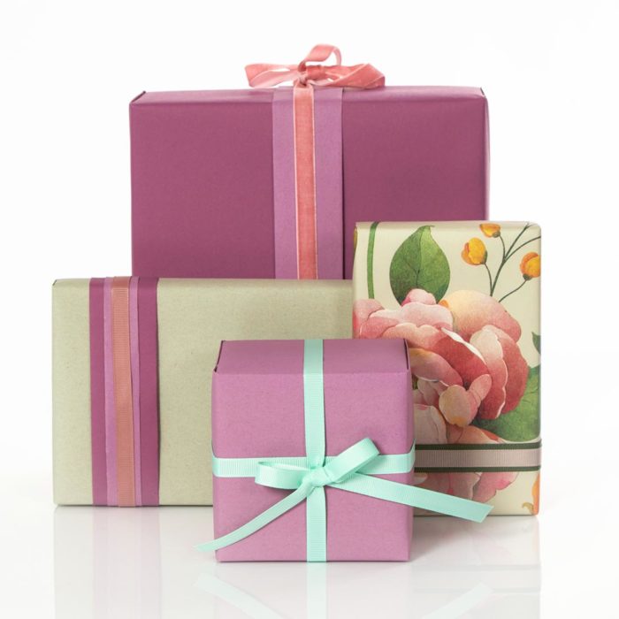 Image of: Geschenkpapier Pink Cherry zweiseitig 57 cm