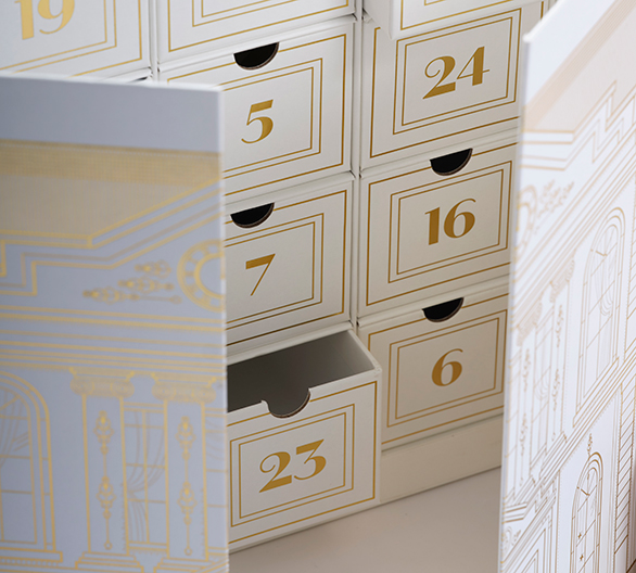 Slots julekalender låge closeup