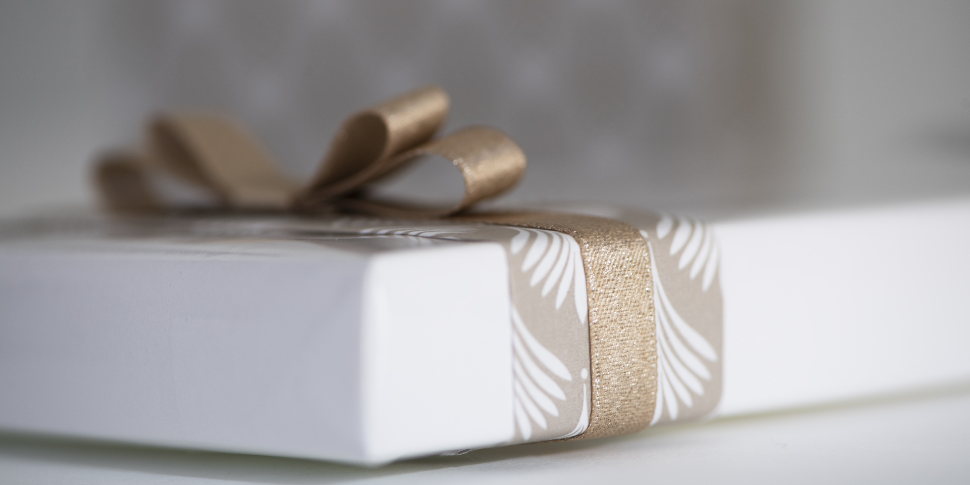 brown and gold wrapping paper