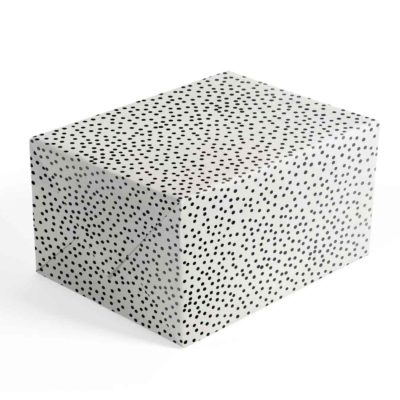 Image of: Gift wrap Black Dots
