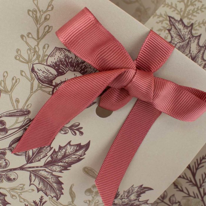 Image of: Gift bag, Winter Flowers. REMEMBER TO ORDER RIBBON