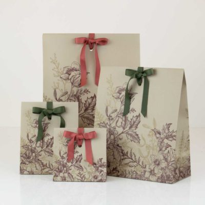 Image of: Gift bag, Winter Flowers. REMEMBER TO ORDER RIBBON