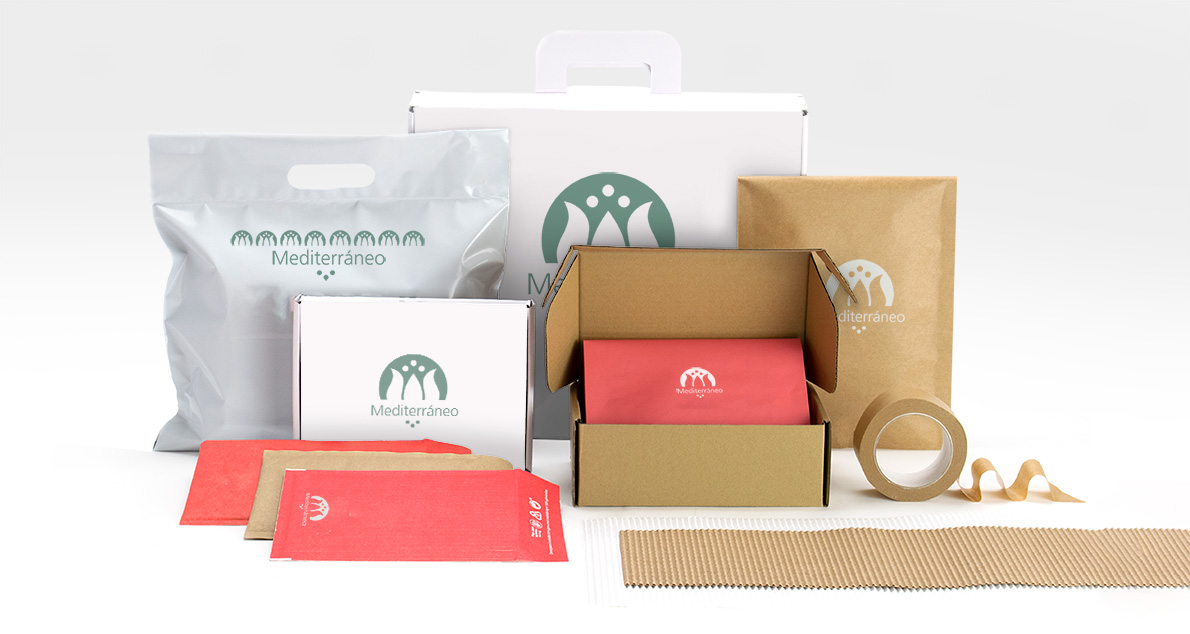 Branded webshop packaging