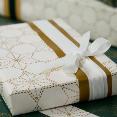 Image of: Gift wrap Gold Stars White 55cm
